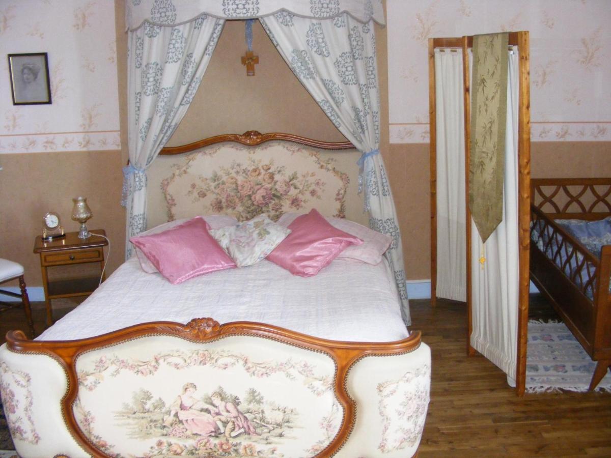 La Mailholiere Hotel Blanzay Ngoại thất bức ảnh